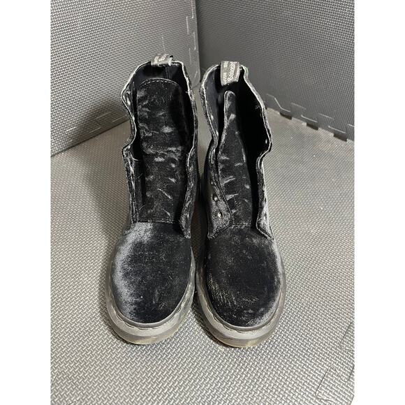 Doc Dr Martens Page Black Velvet Combat Boots Womens Size 7 Grunge Moto Emo - Picture 2 of 9